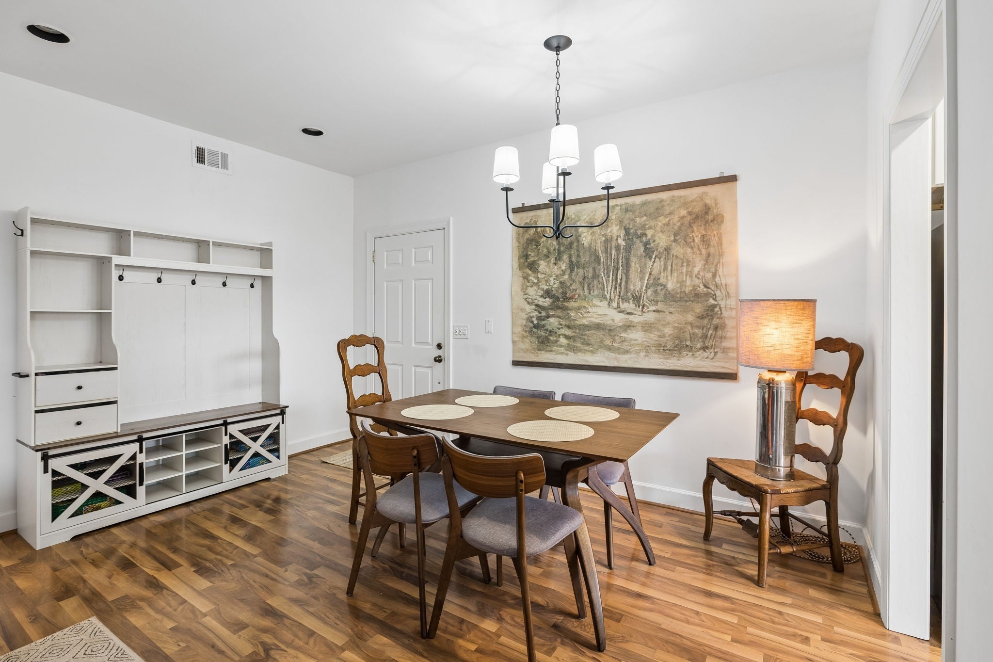 243 Boxmere Pl