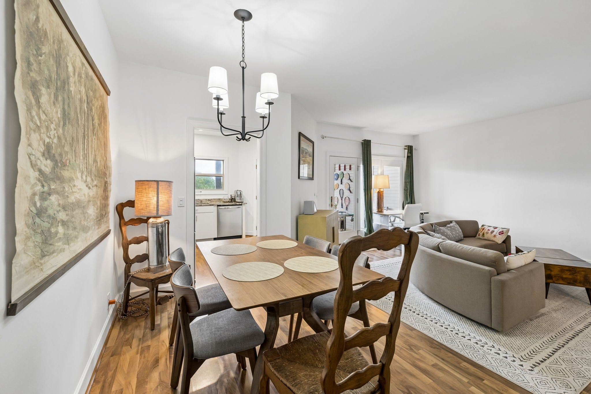 243 Boxmere Pl