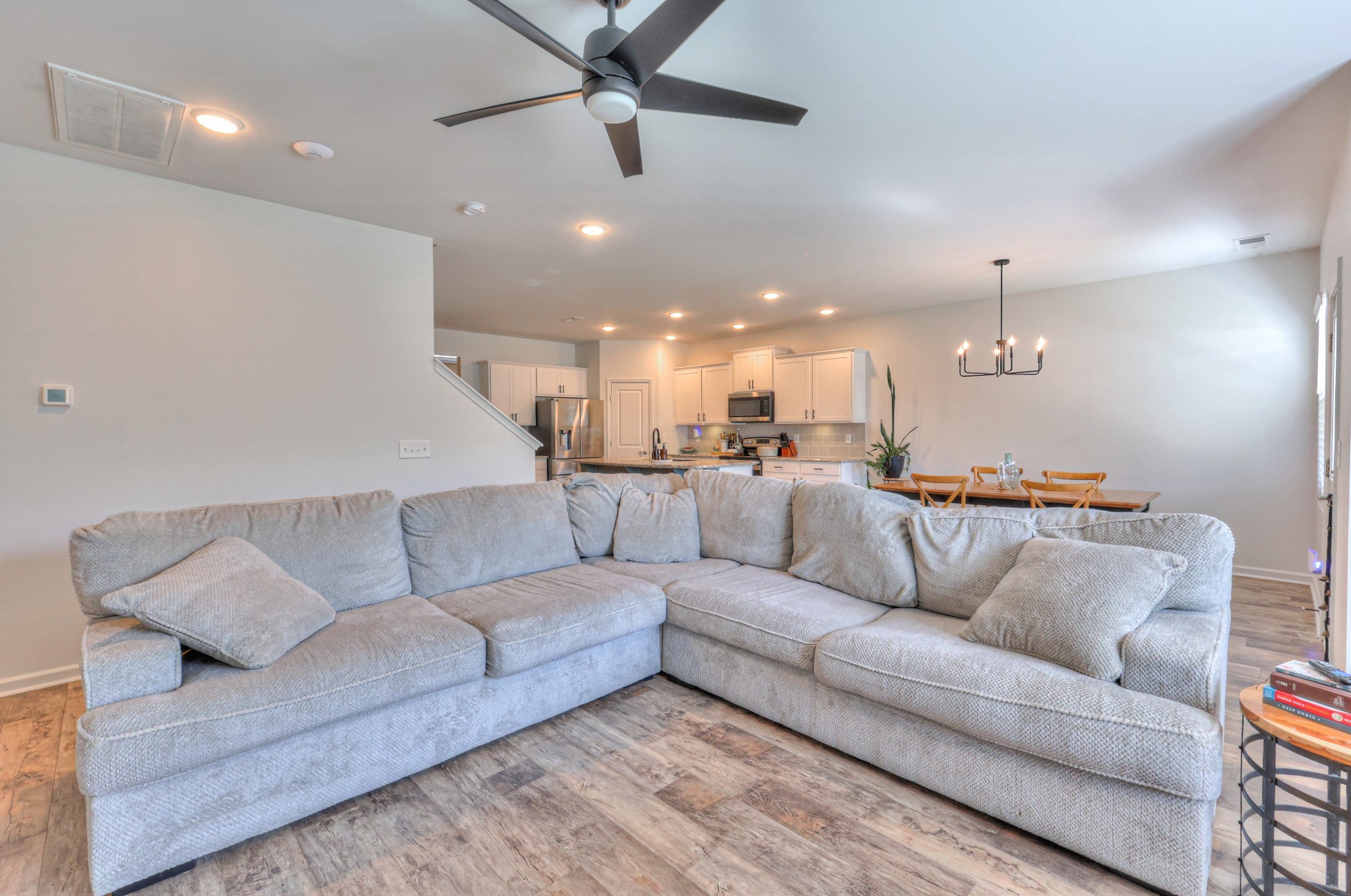 1608 Standing Stone Dr