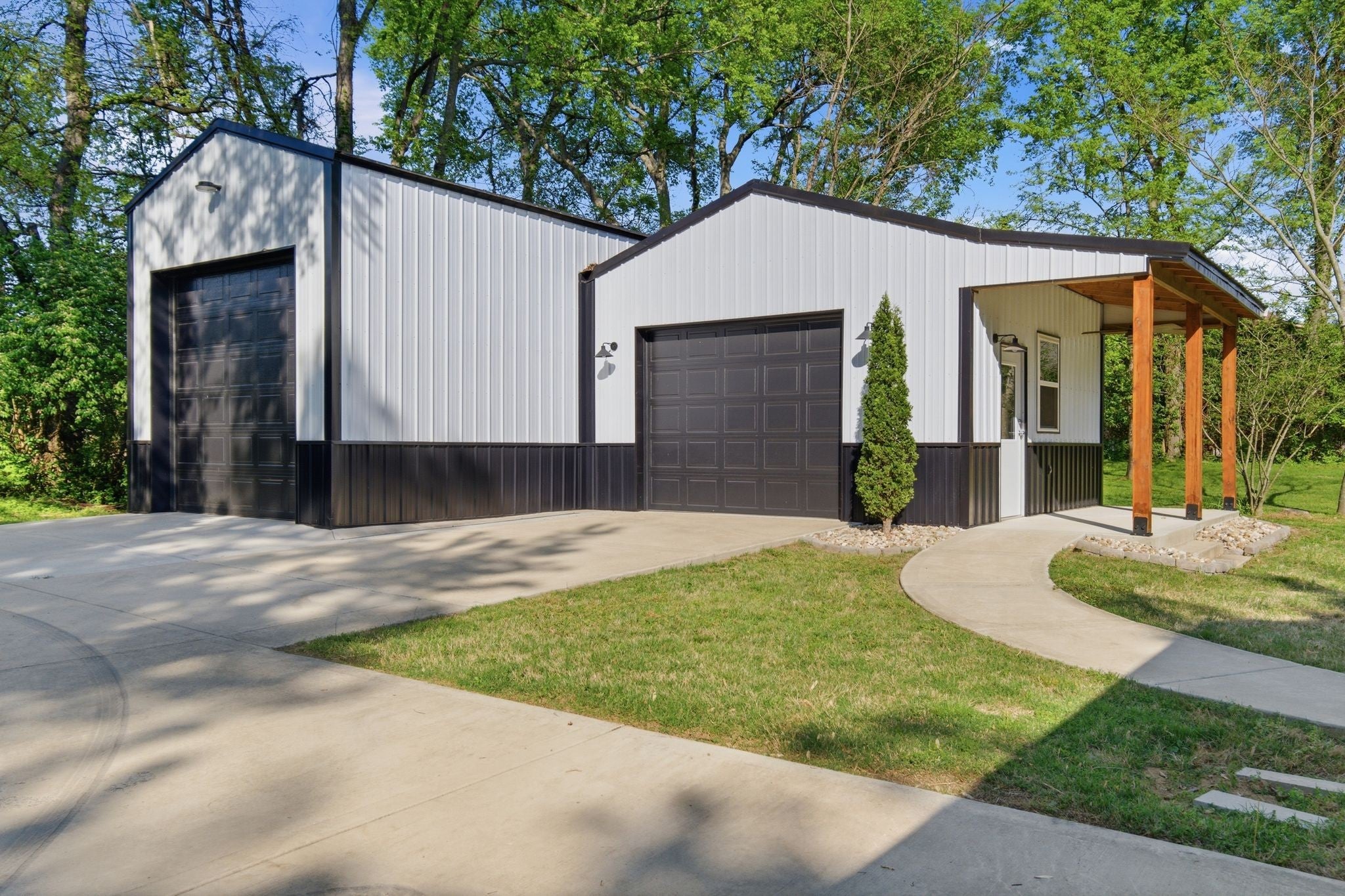 301 Rosebrook Dr