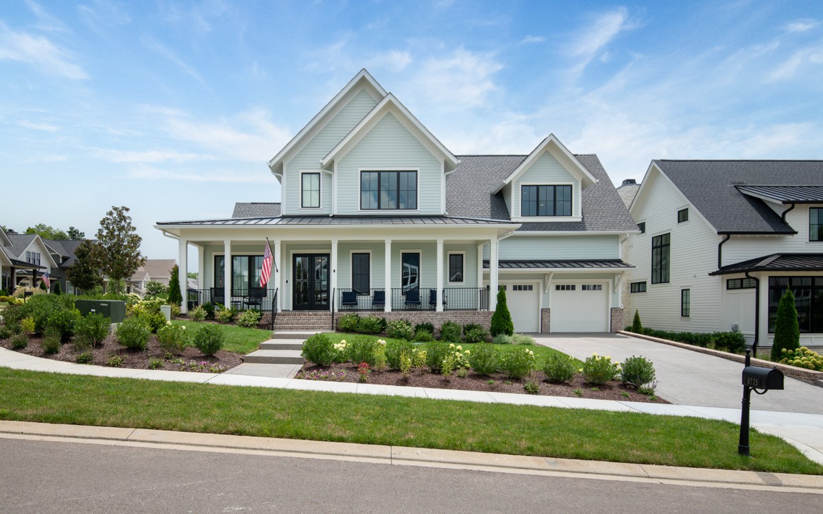 8775 Belladonna Dr