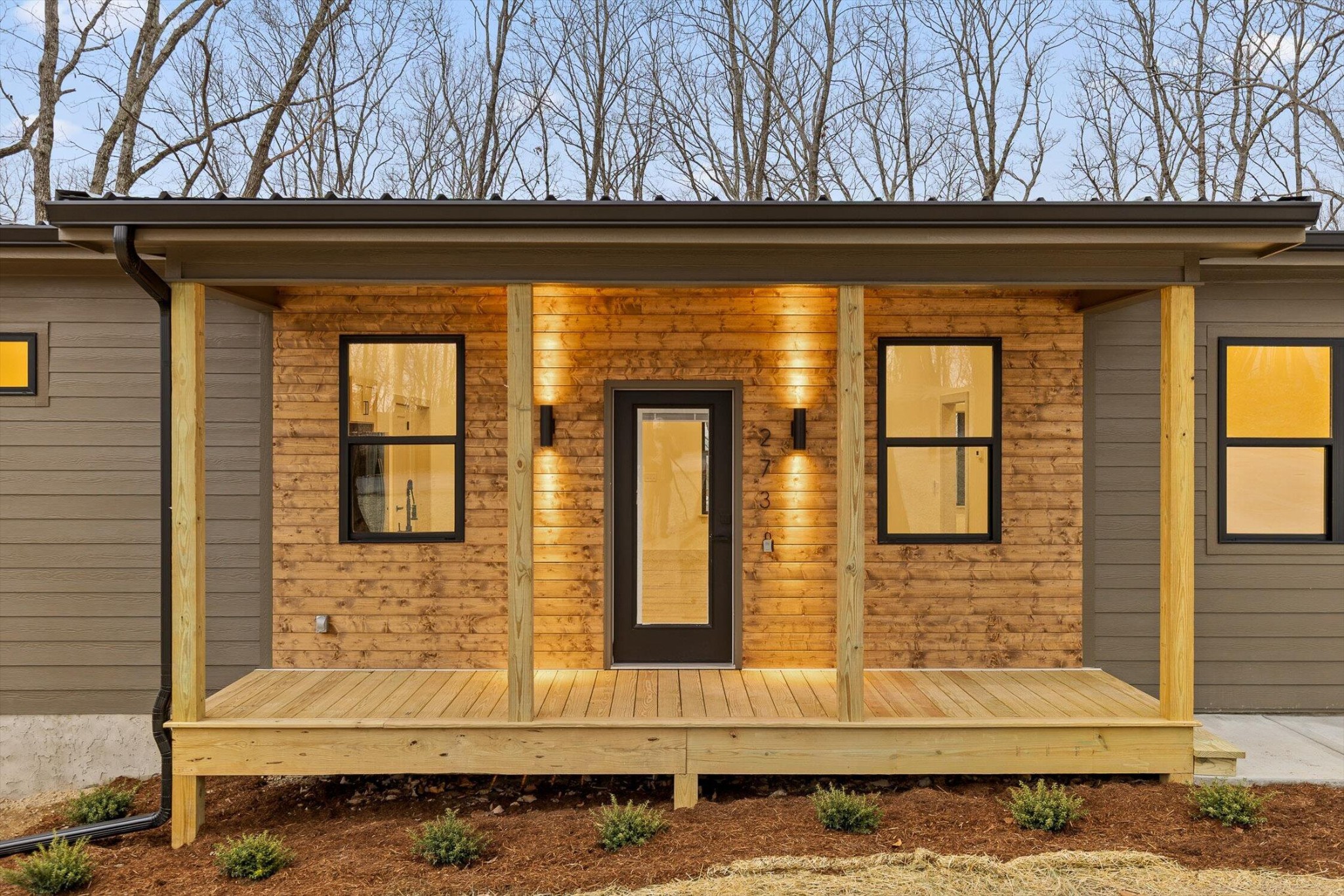 273 Eleanor Drive SW