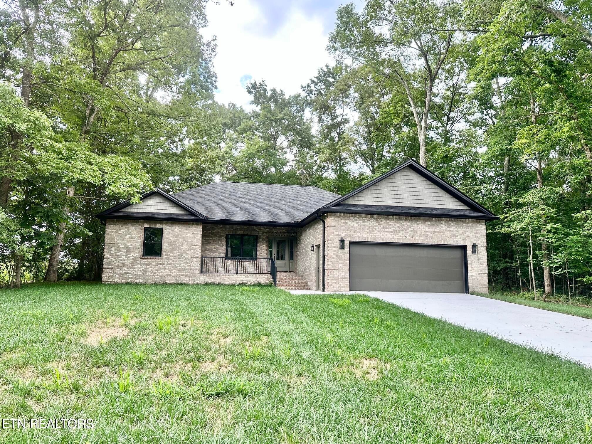 614 Apoka Lane