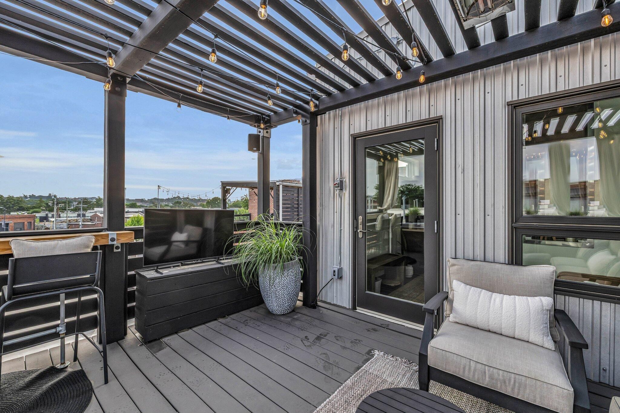 55 E Main Street #208