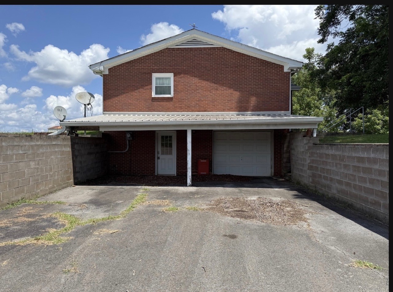 637 Sheehy Rd