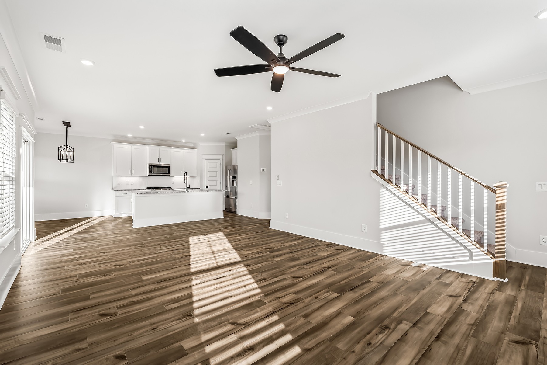 528 Kingwood Lane