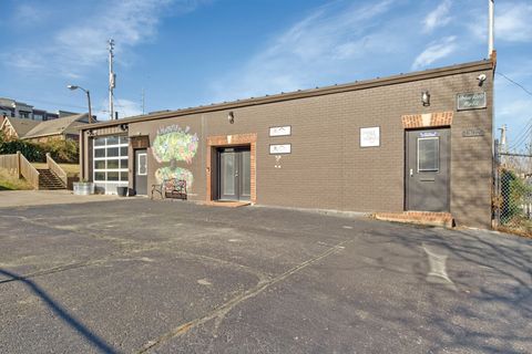 1307 2nd Ave N Nashville TN 37208