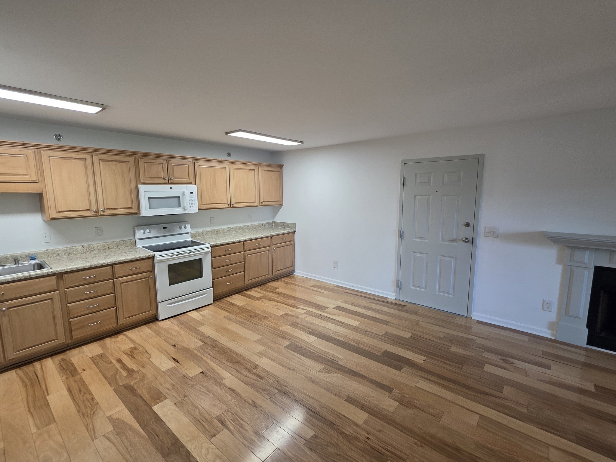 123 General Jackson Ln