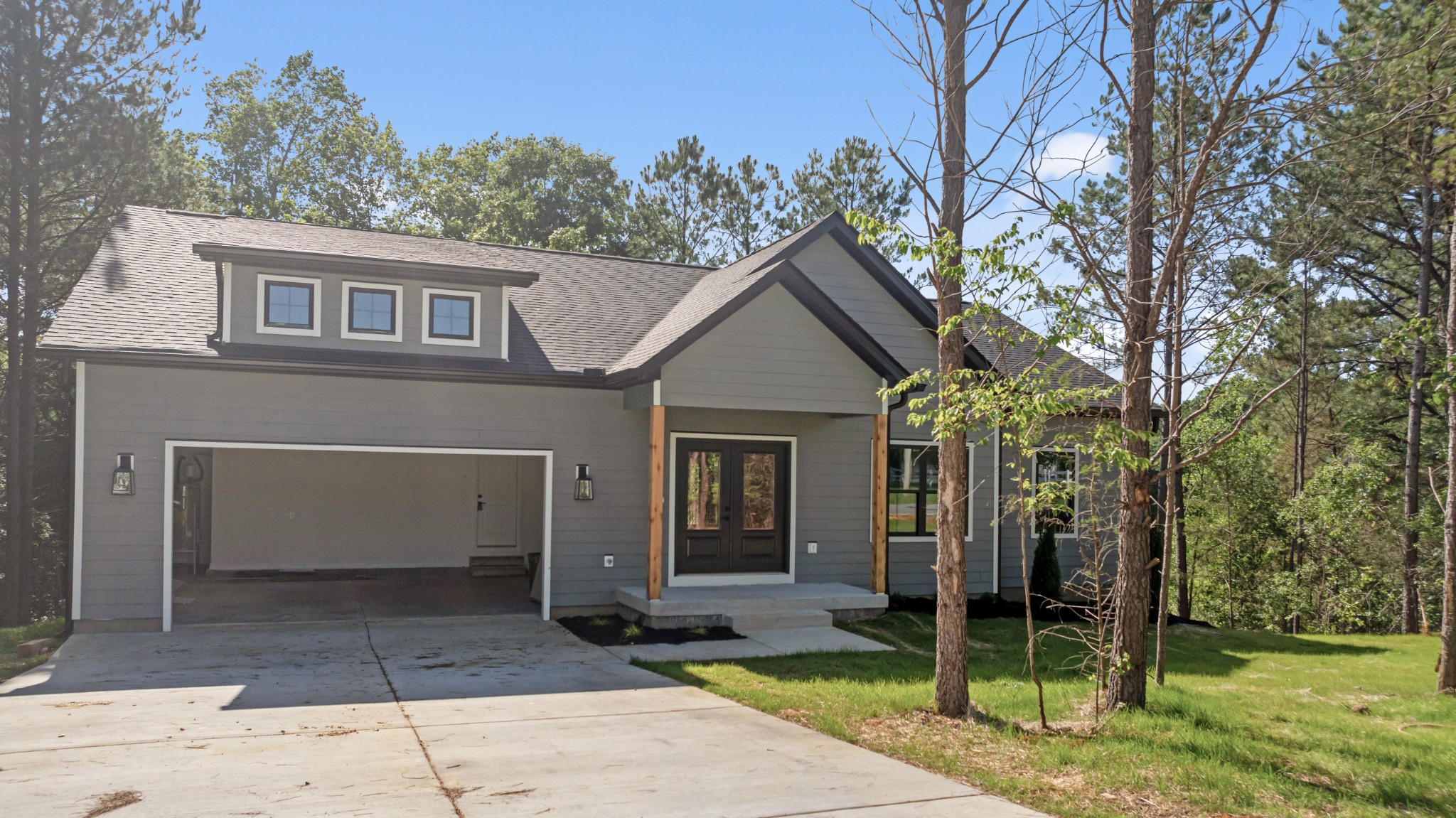 565 Shelton Rd