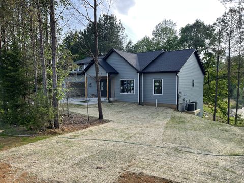 565 Shelton Rd Manchester TN 37355