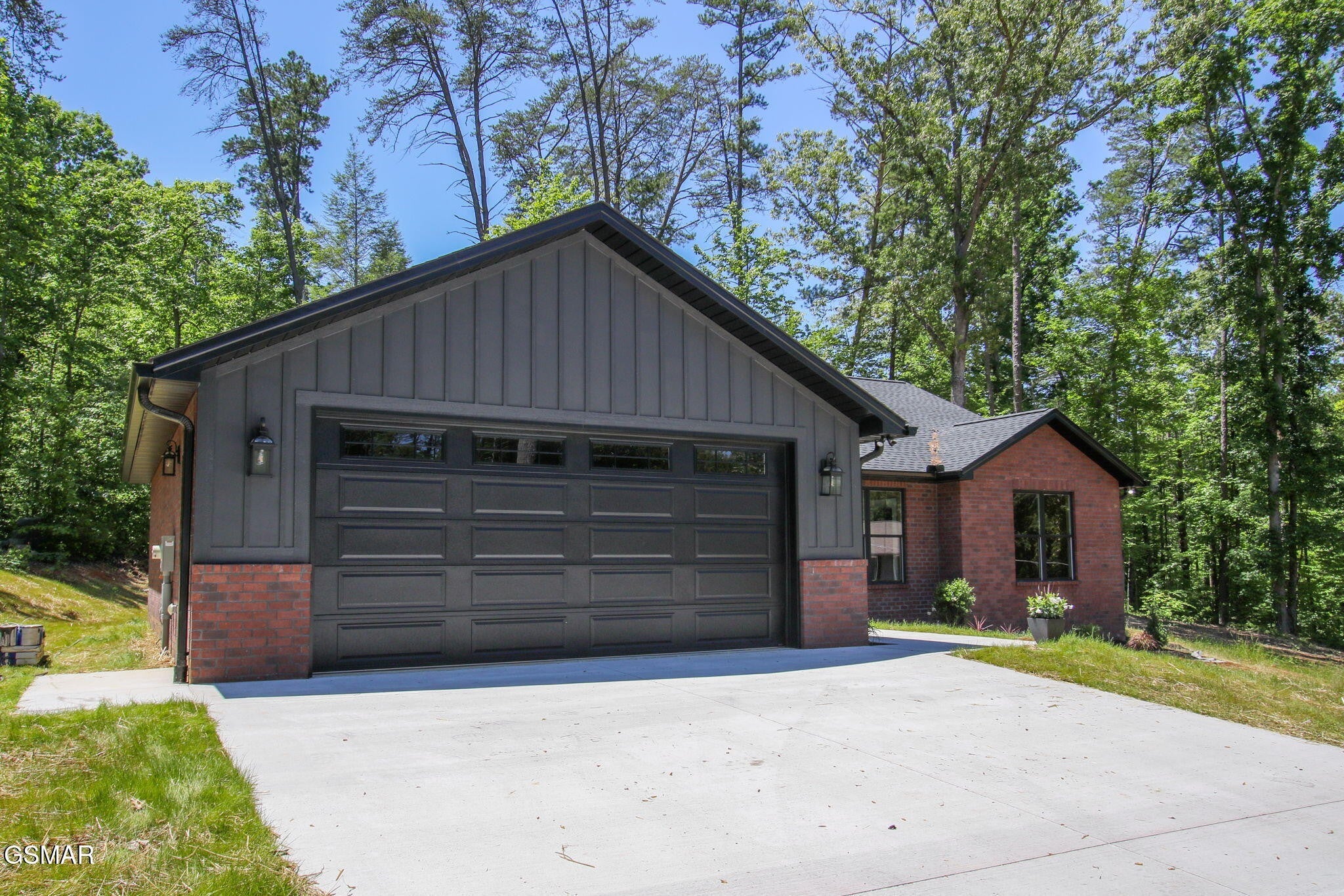 1632 Valley Woods Drive