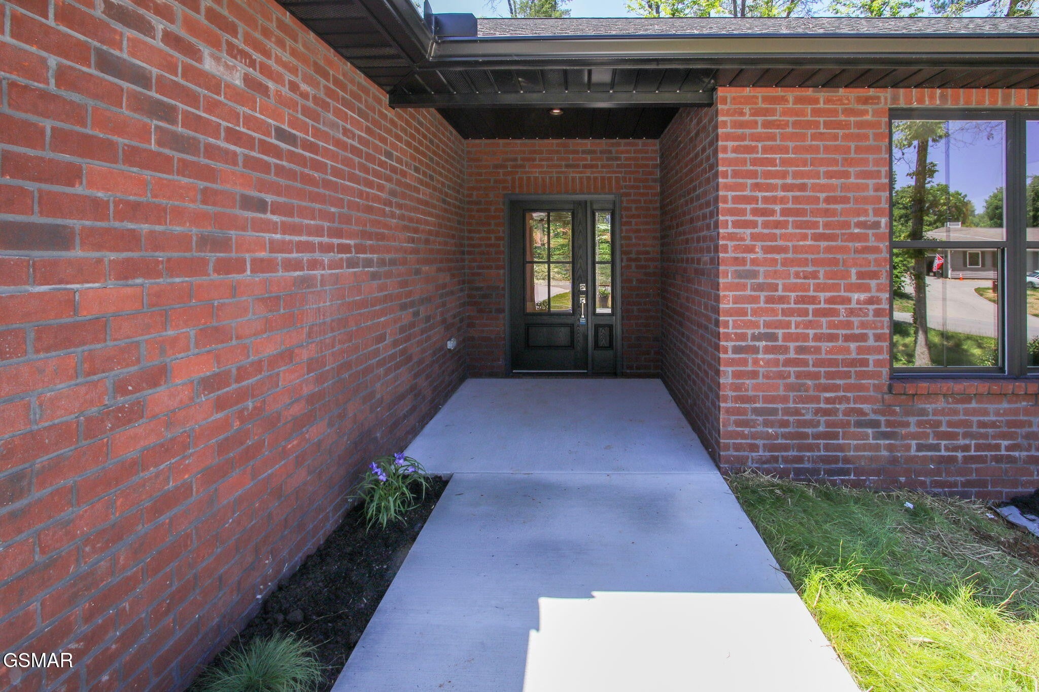 1632 Valley Woods Drive