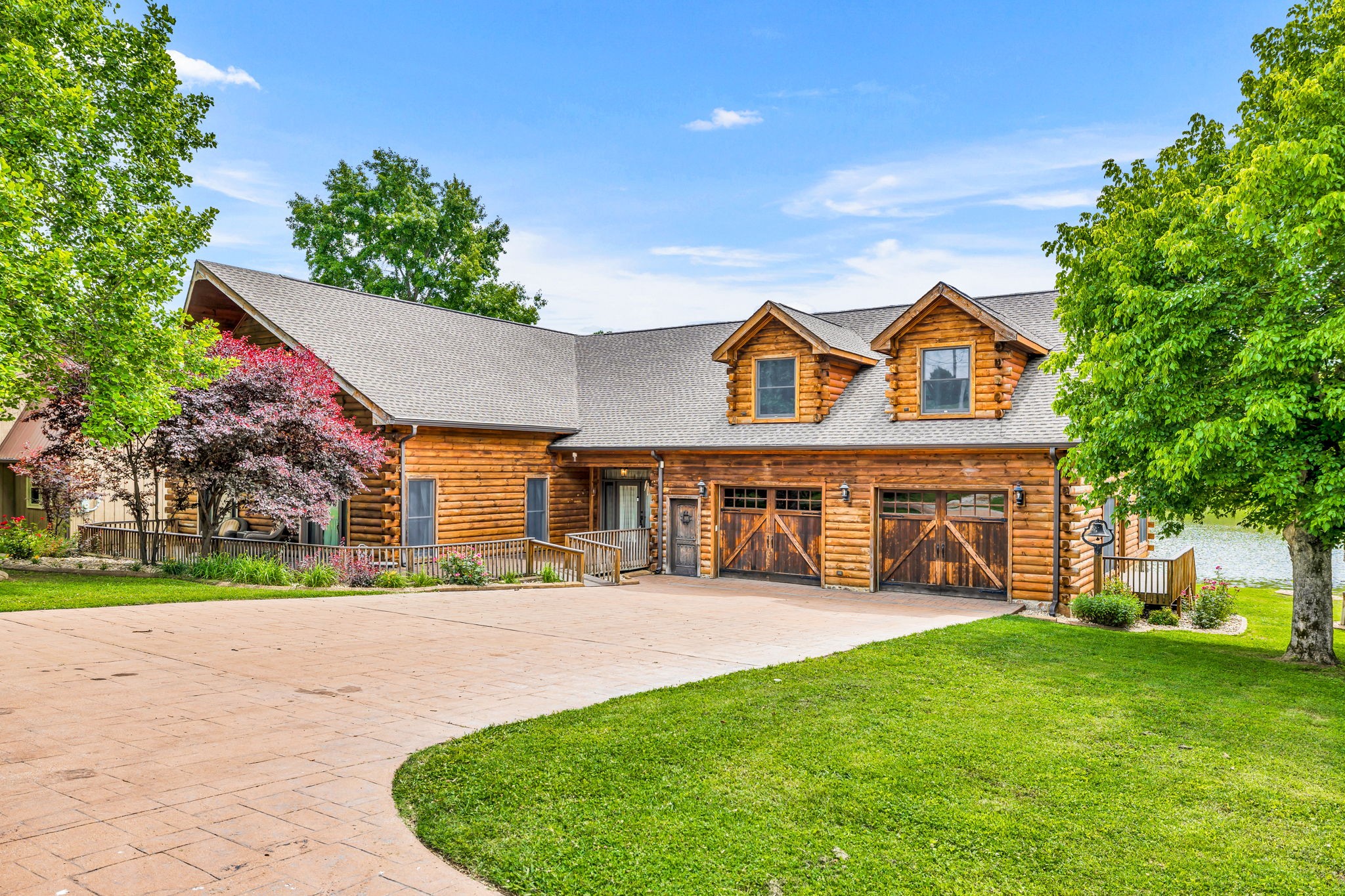 2901 Clear Creek Rd