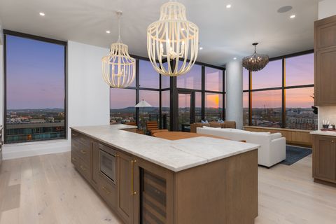 Photo of 1212 Demonbreun St #2802, Nashville, TN 37203 (MLS # 3170193)