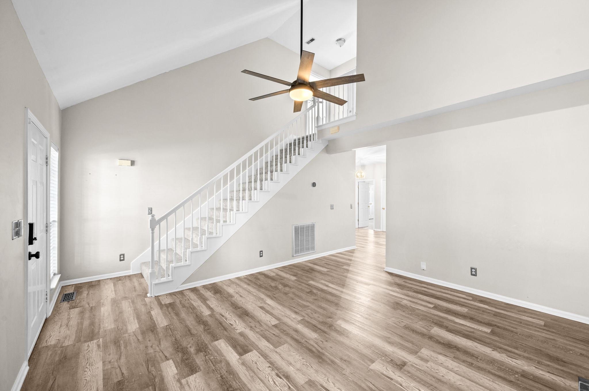 900 Dove Ridge Cir
