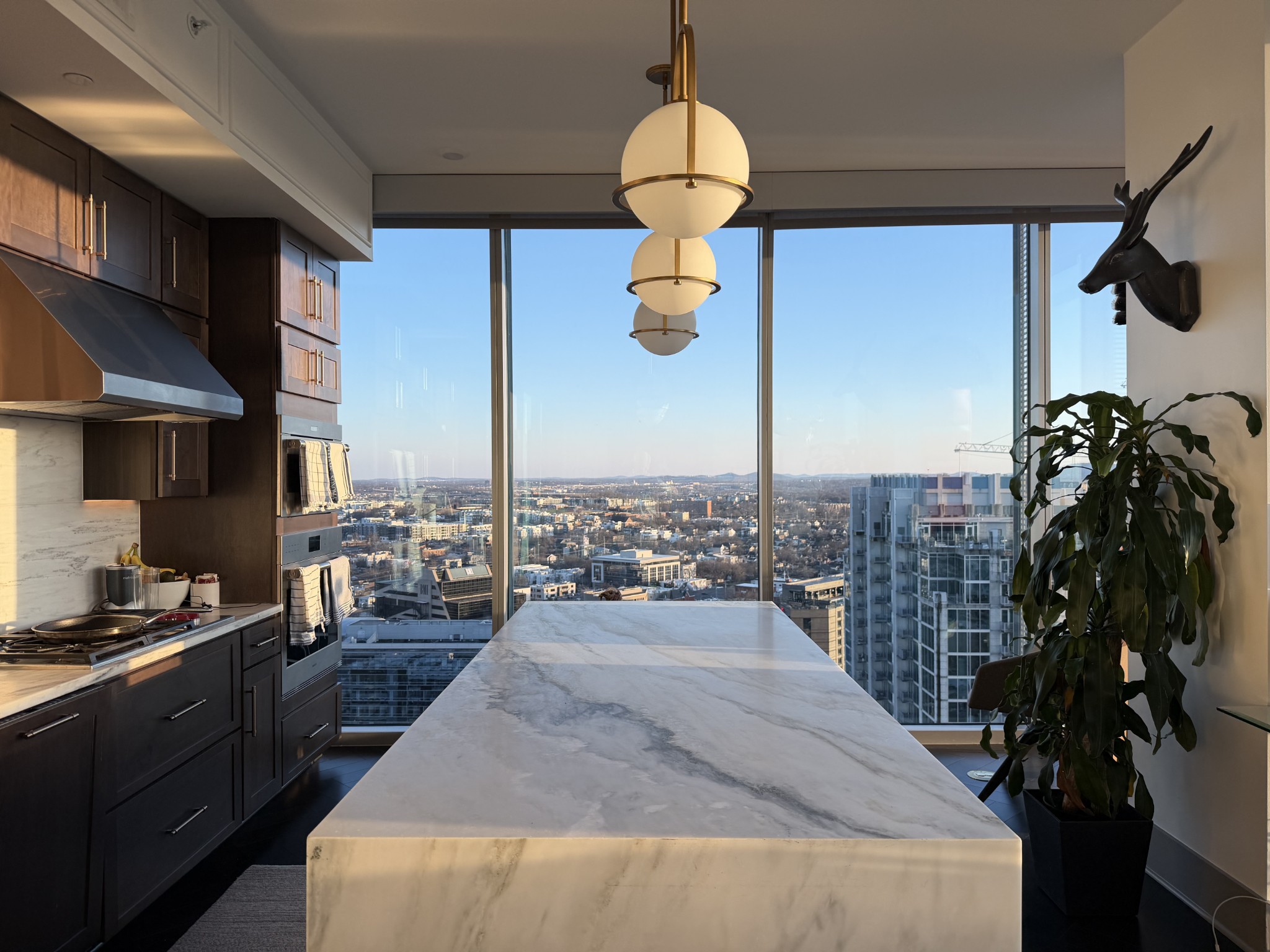 1616 West End Ave 2708