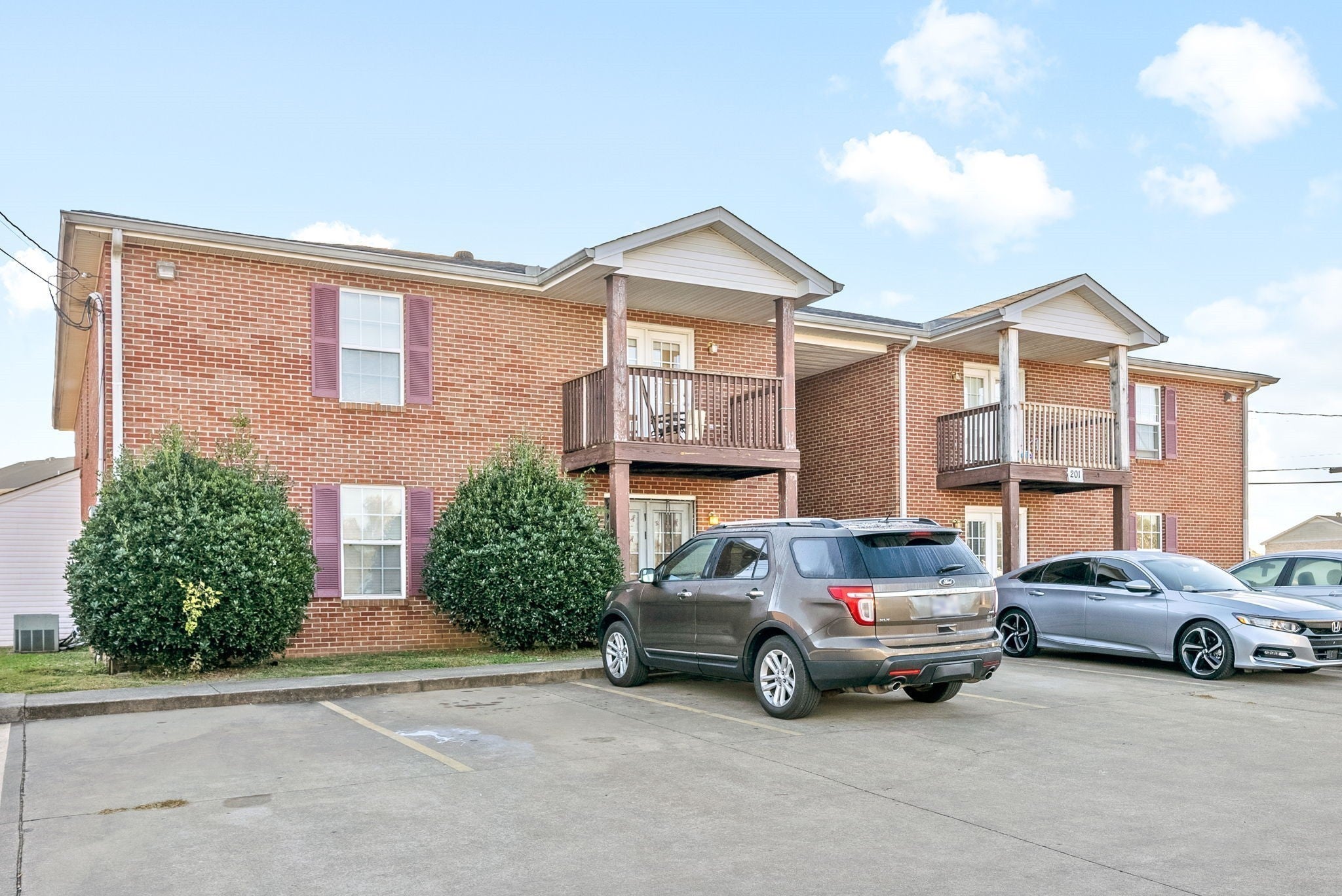 201 Cranklen Cir F