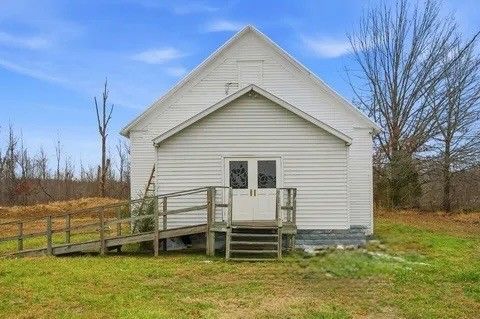 5918 Lakeview Rd Springfield TN 37172