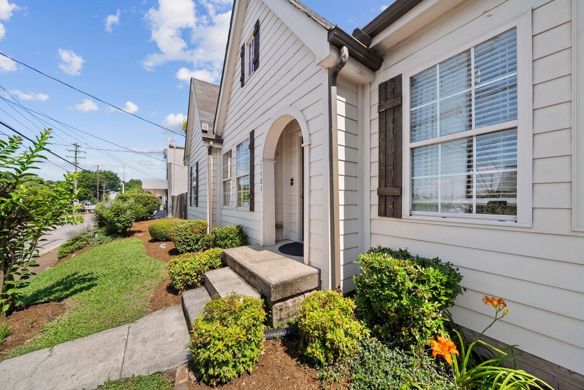 1101 Seymour Ave