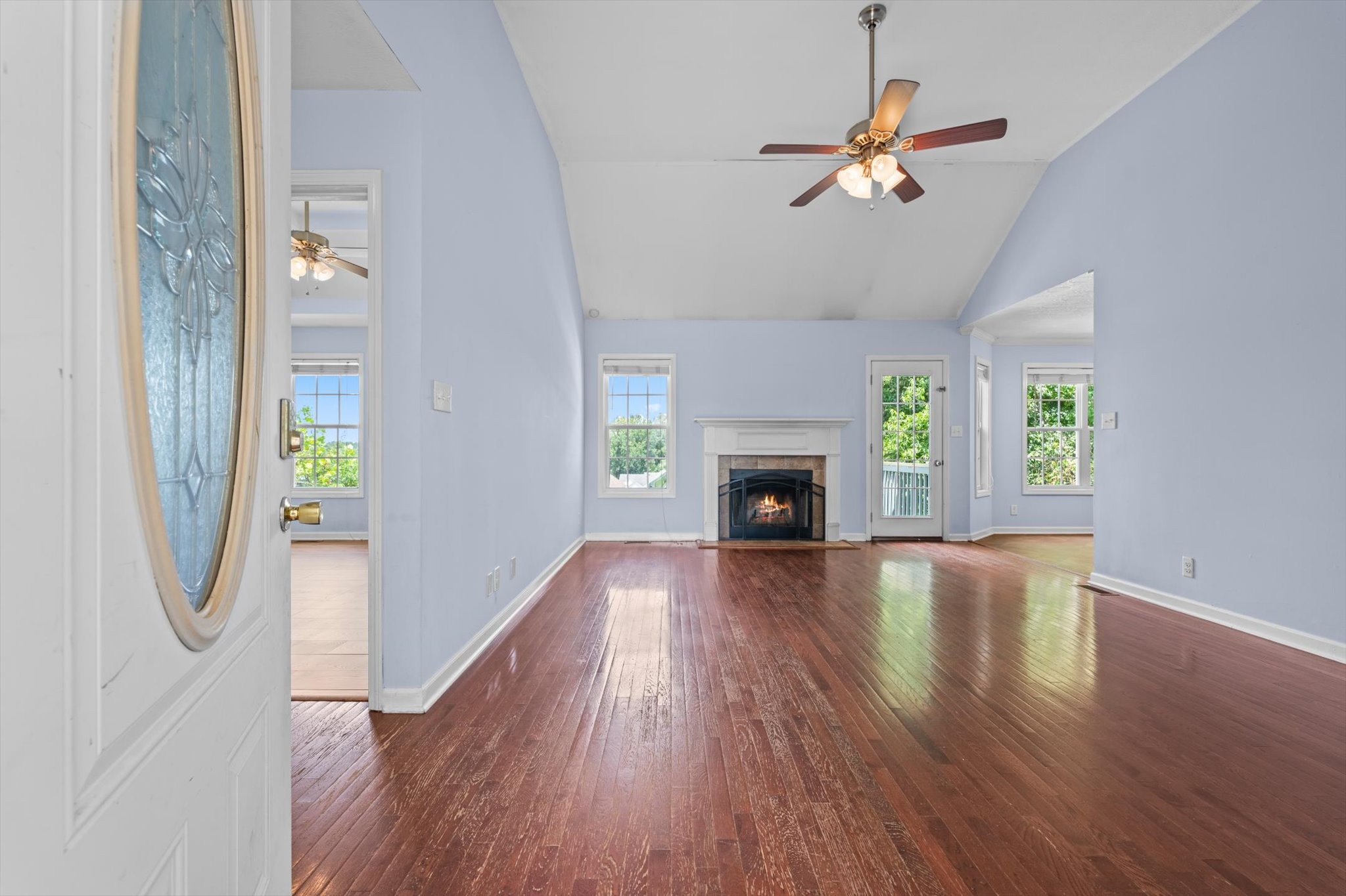 356 Chalet Cir