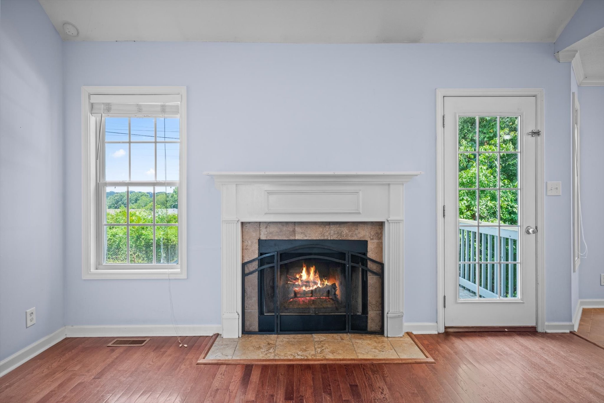 356 Chalet Cir