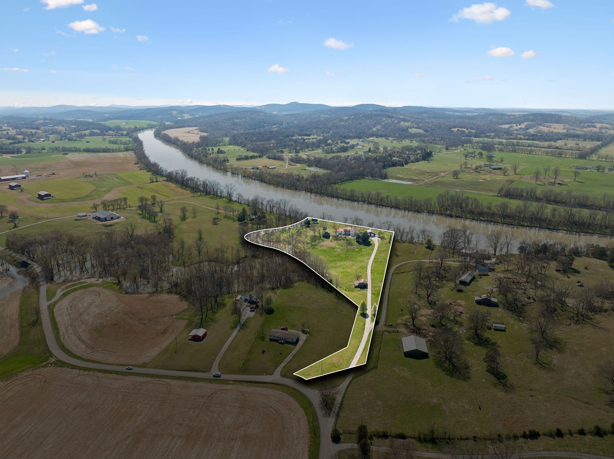 20 Bledsoe Borough Ln