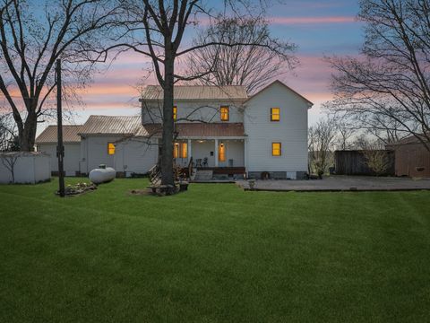 20 Bledsoe Borough Ln Riddleton TN 37151