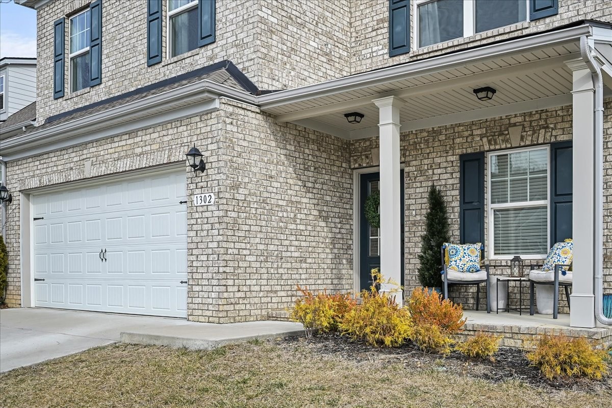 1302 Ardmore Ln