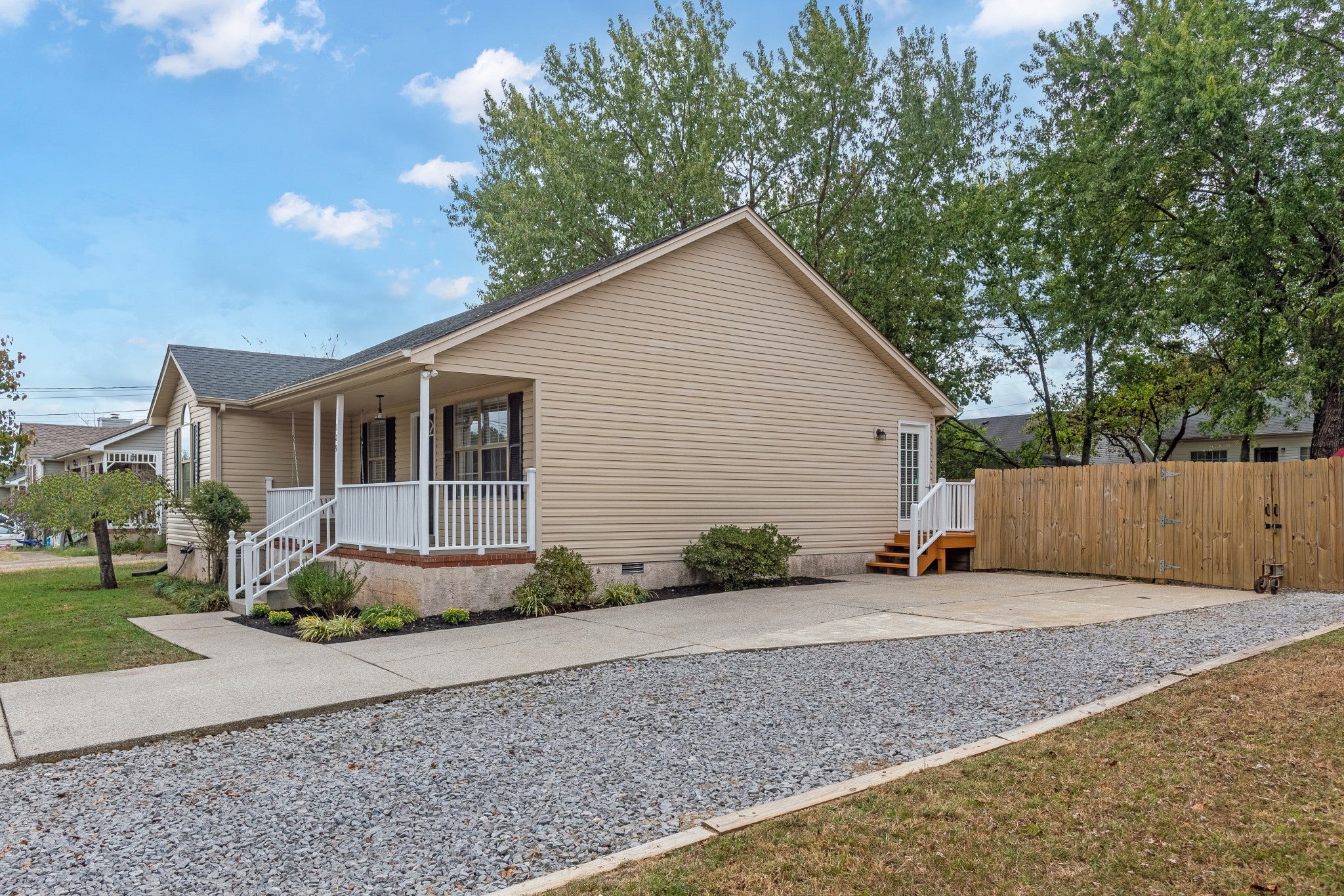 129 Riverwood Dr