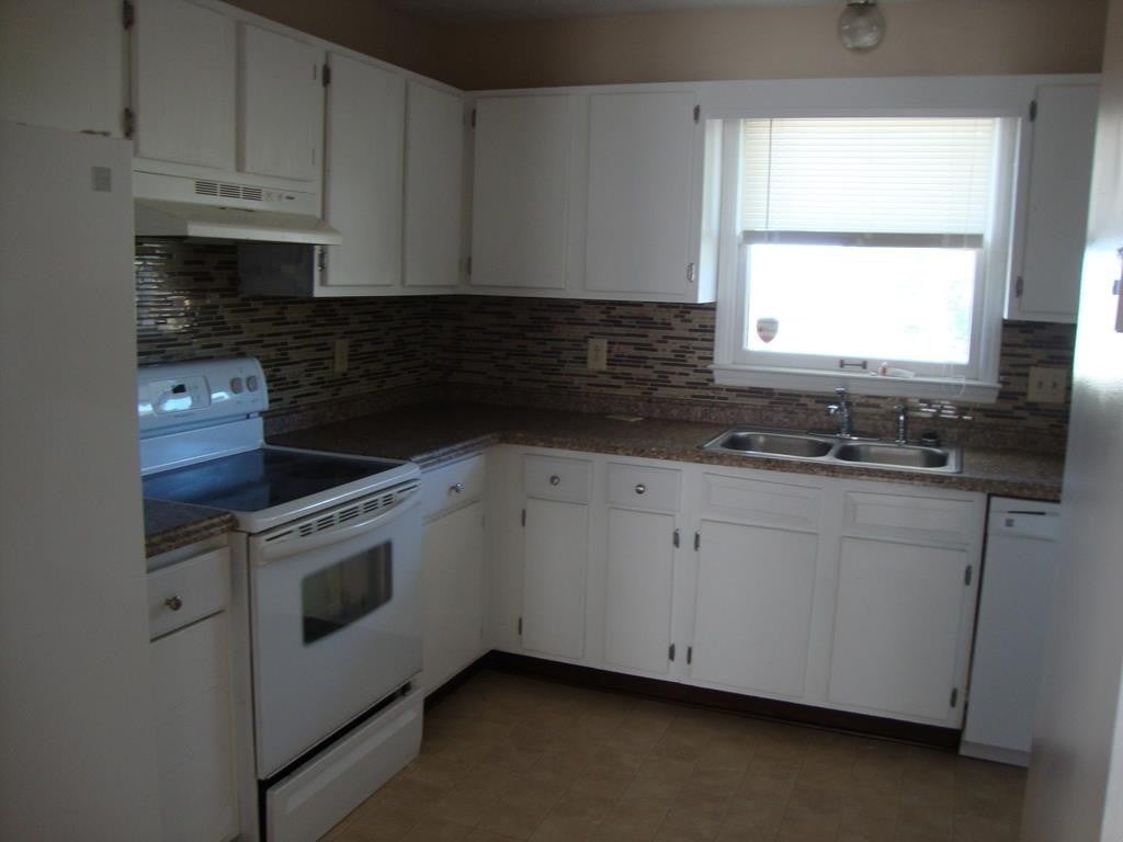2208 Patriot Drive