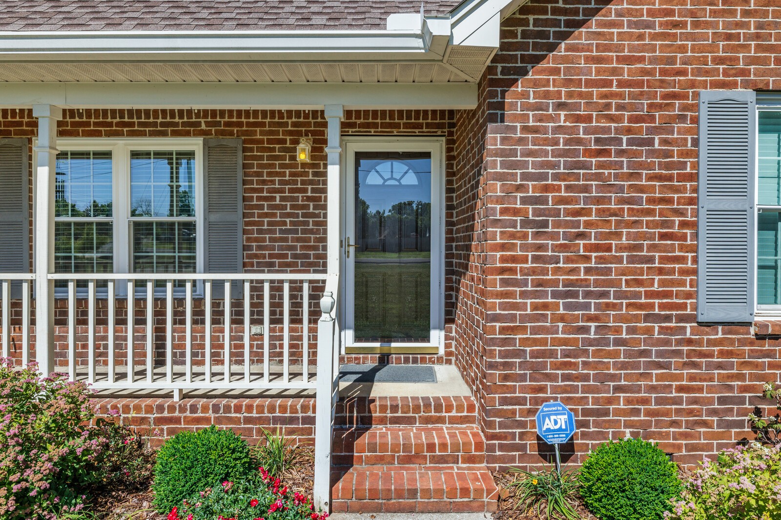 323 Winter Way