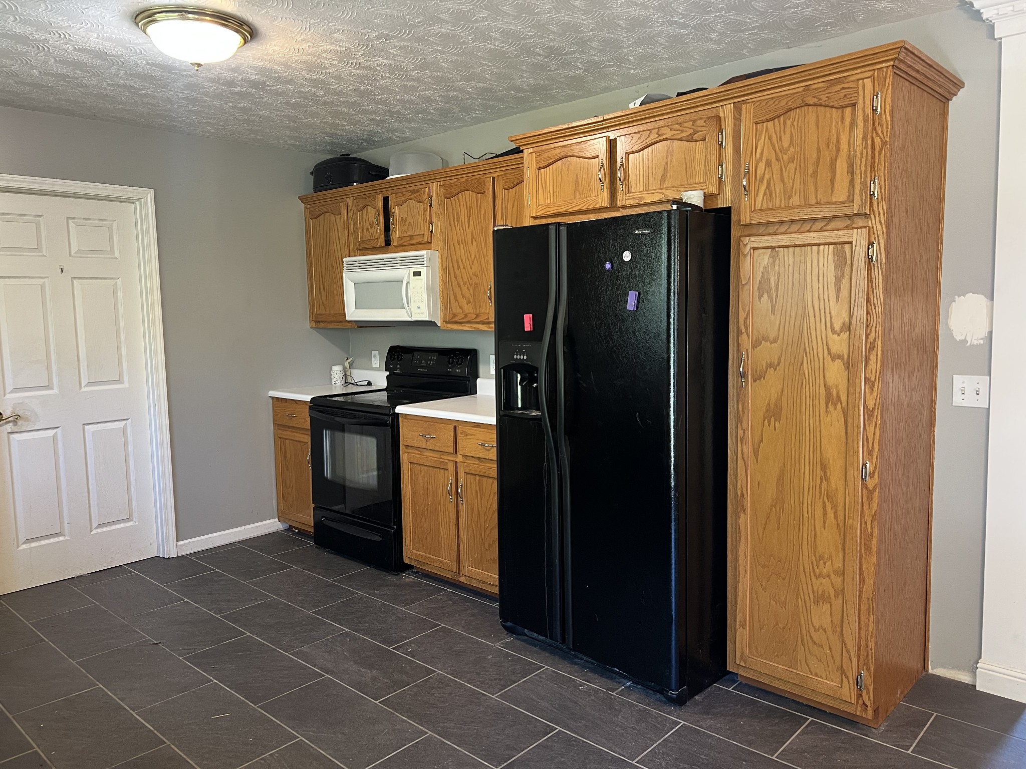 35 Fieldstone Ln