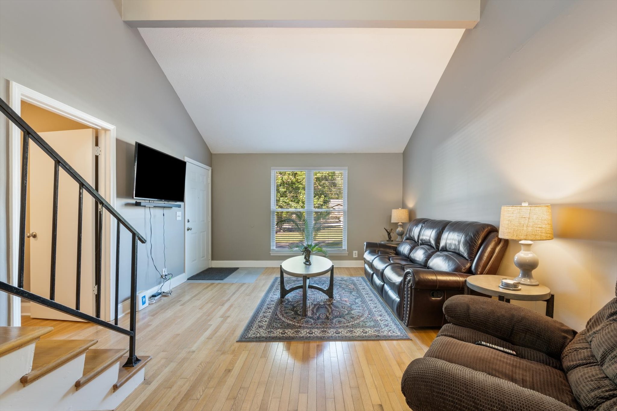 518 Highland View Dr