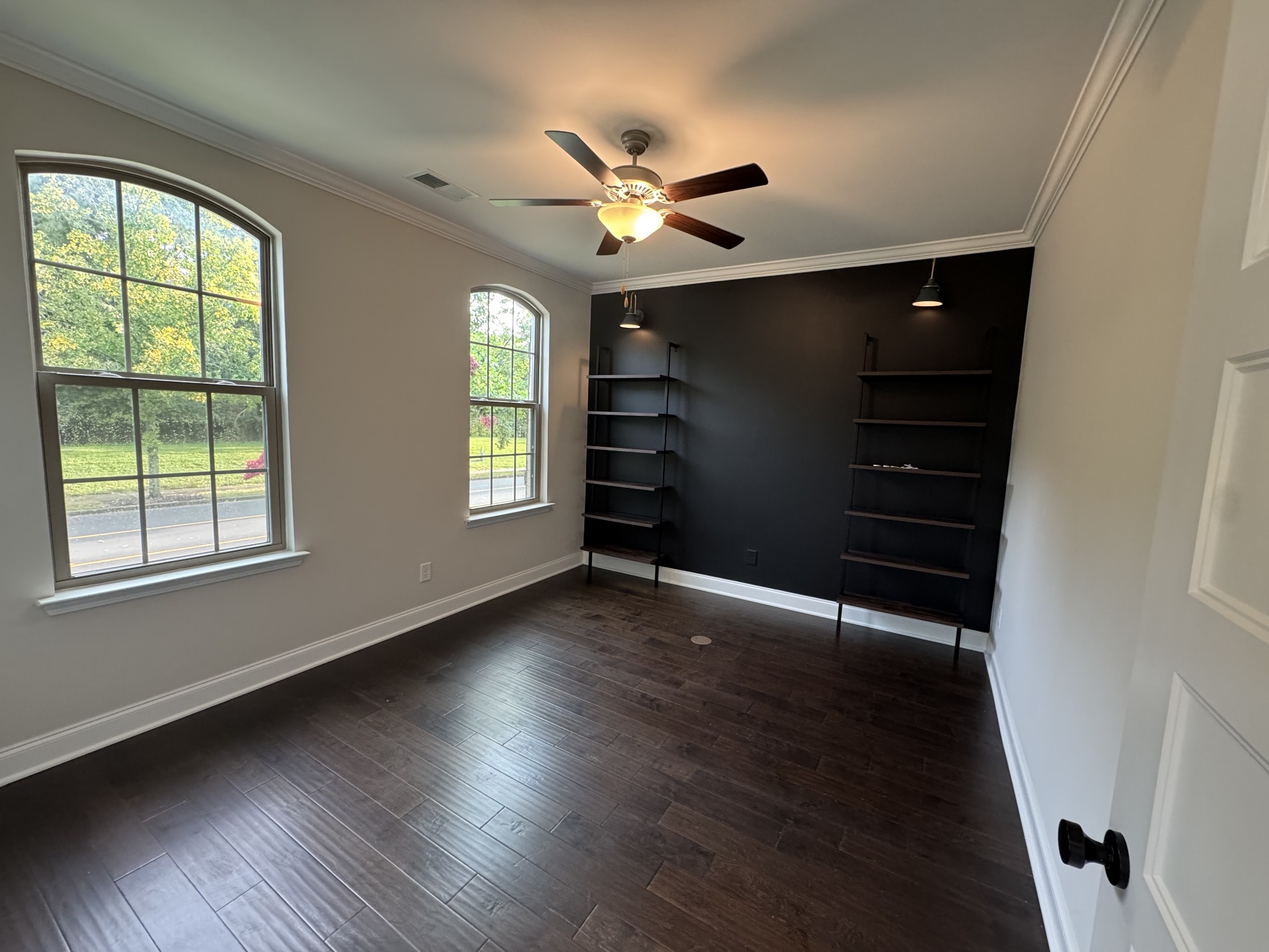 229 Claremont Ct