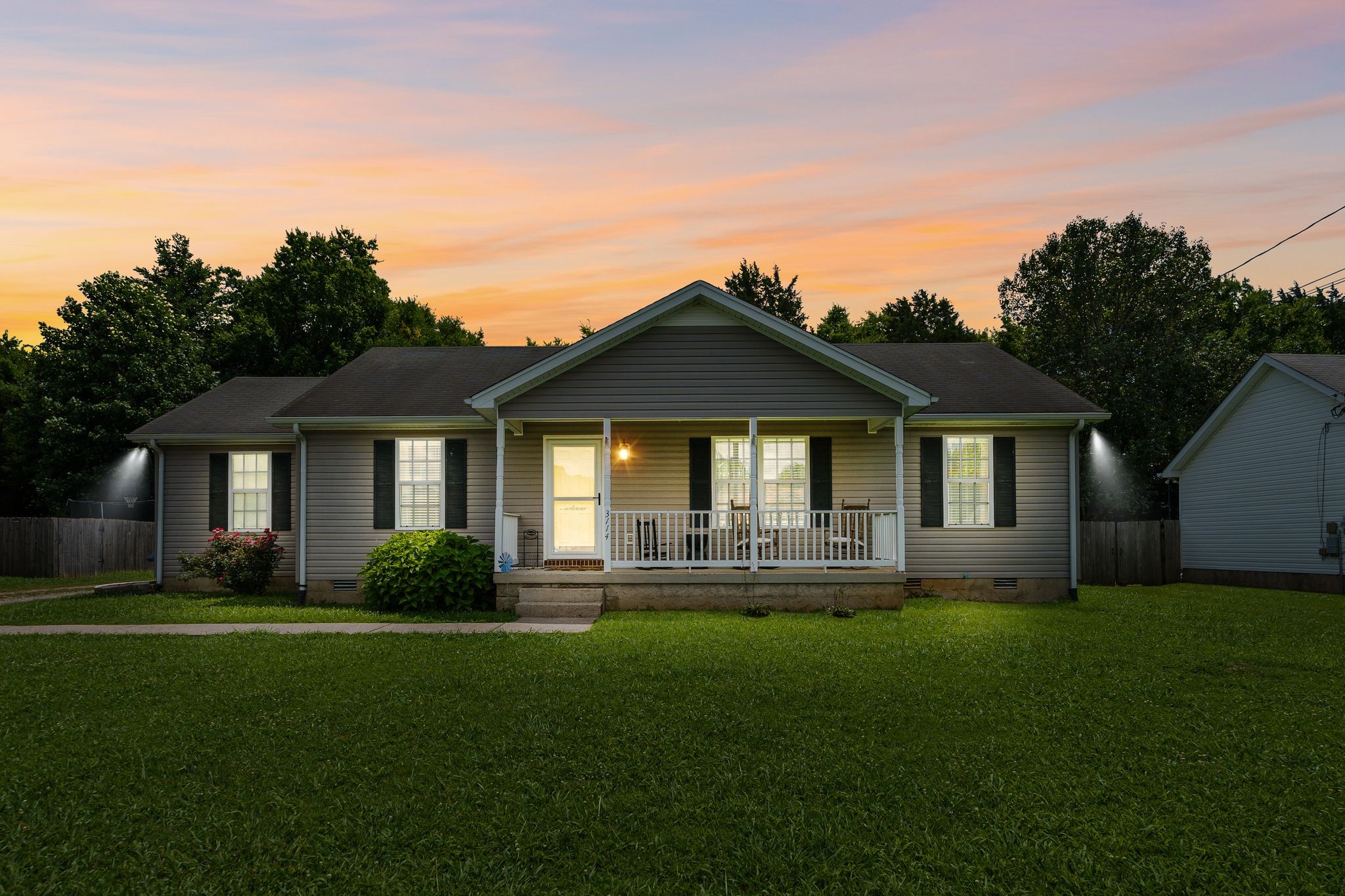 3114 Penny Ln
