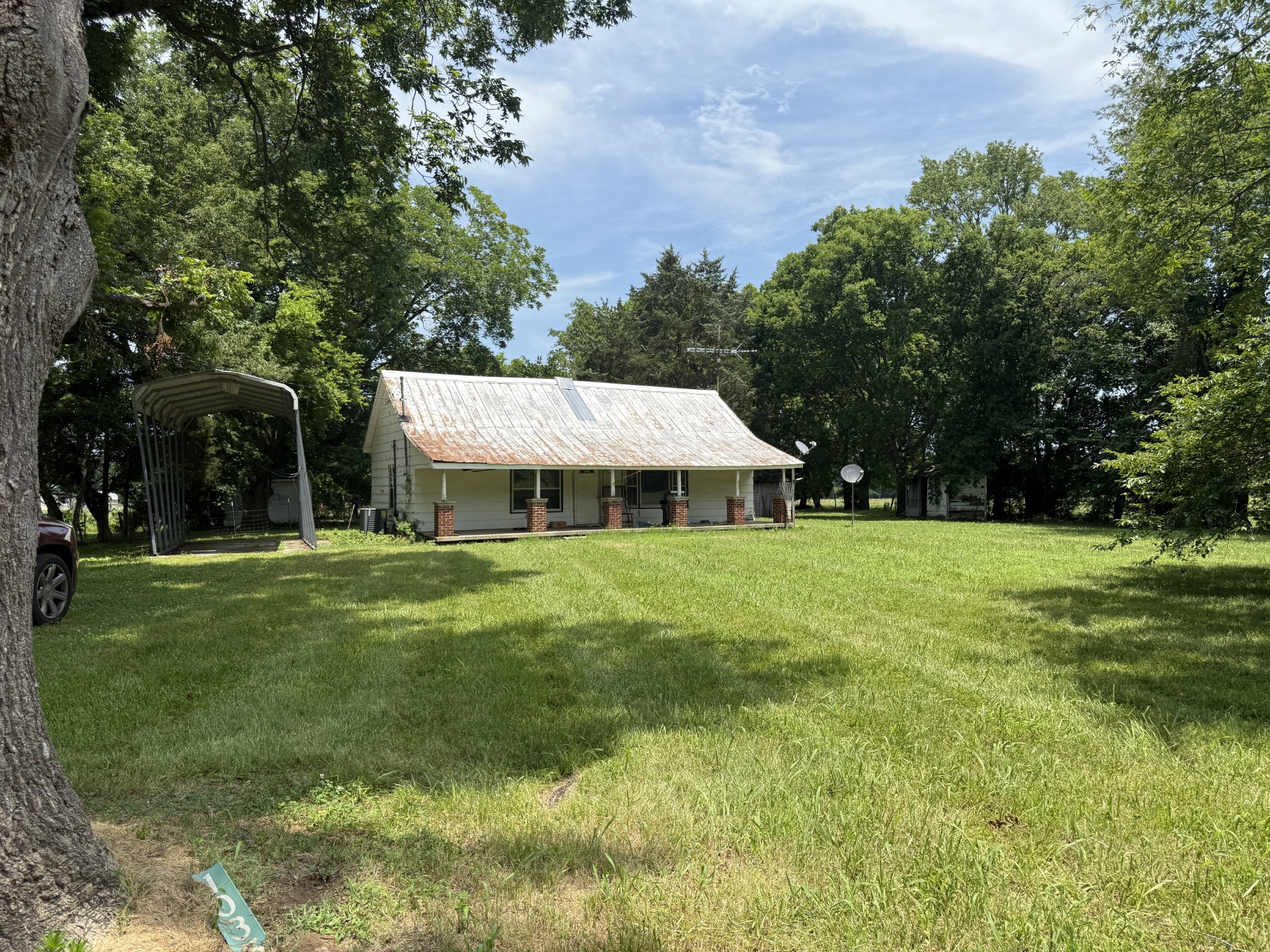 1035 Spur Rd