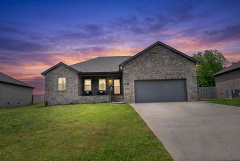 Photo of 108 Smithfield Dr, Shelbyville, TN 37160 (MLS # 3214041)