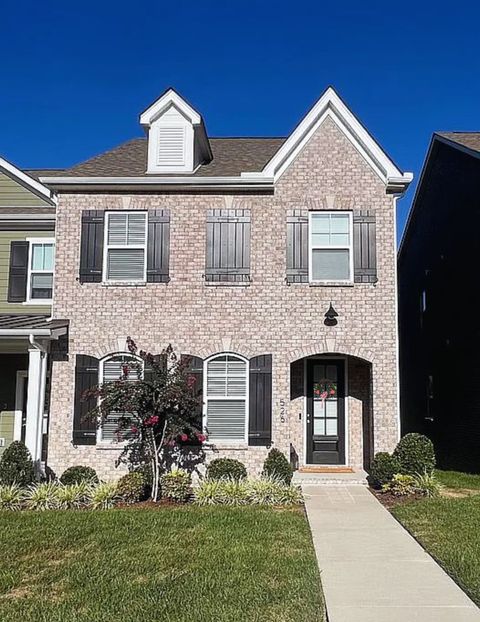 Photo of 526 Tobias St, Gallatin, TN 37066 (MLS # 3136814)