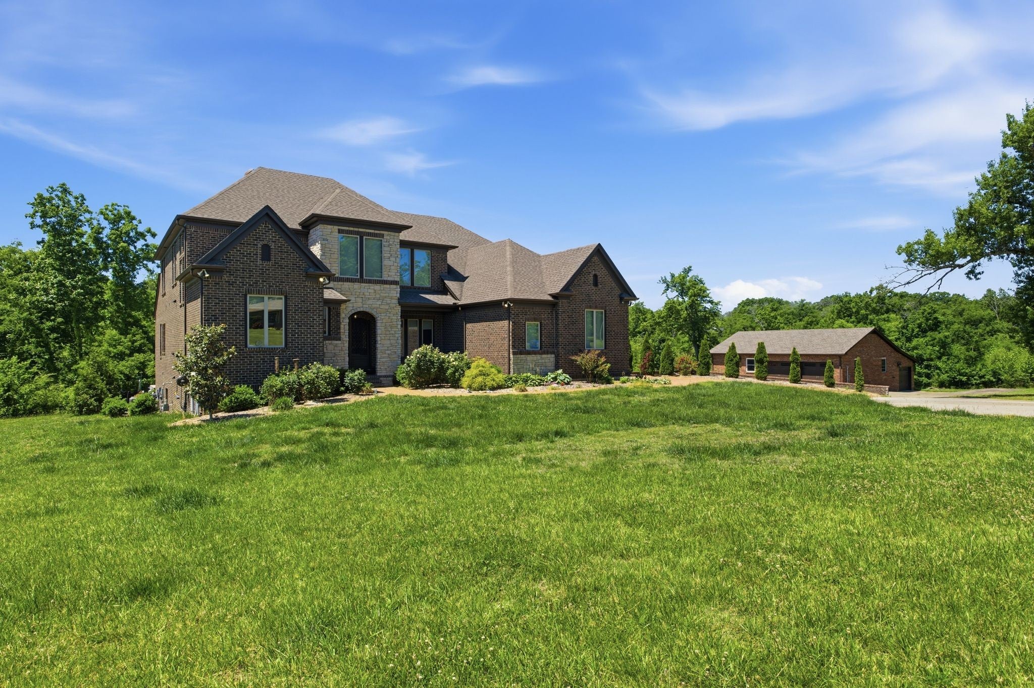 1417 Fairview Dr
