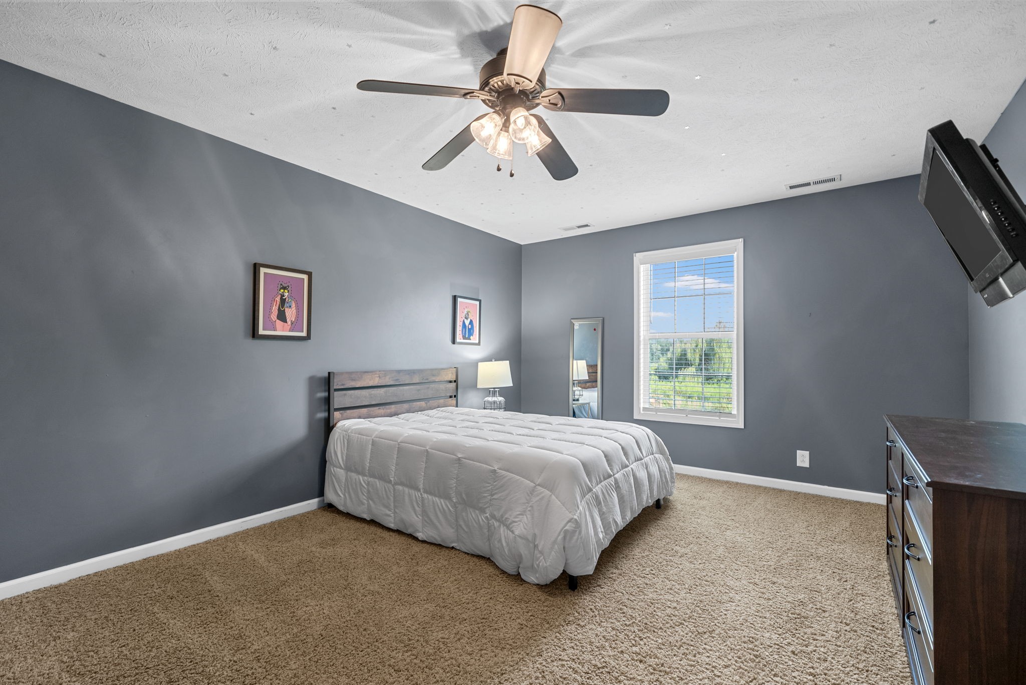 Oak Grove, Kentucky 42262, United States, 4 Bedrooms Bedrooms, ,3 BathroomsBathrooms,Residential,Active,196065