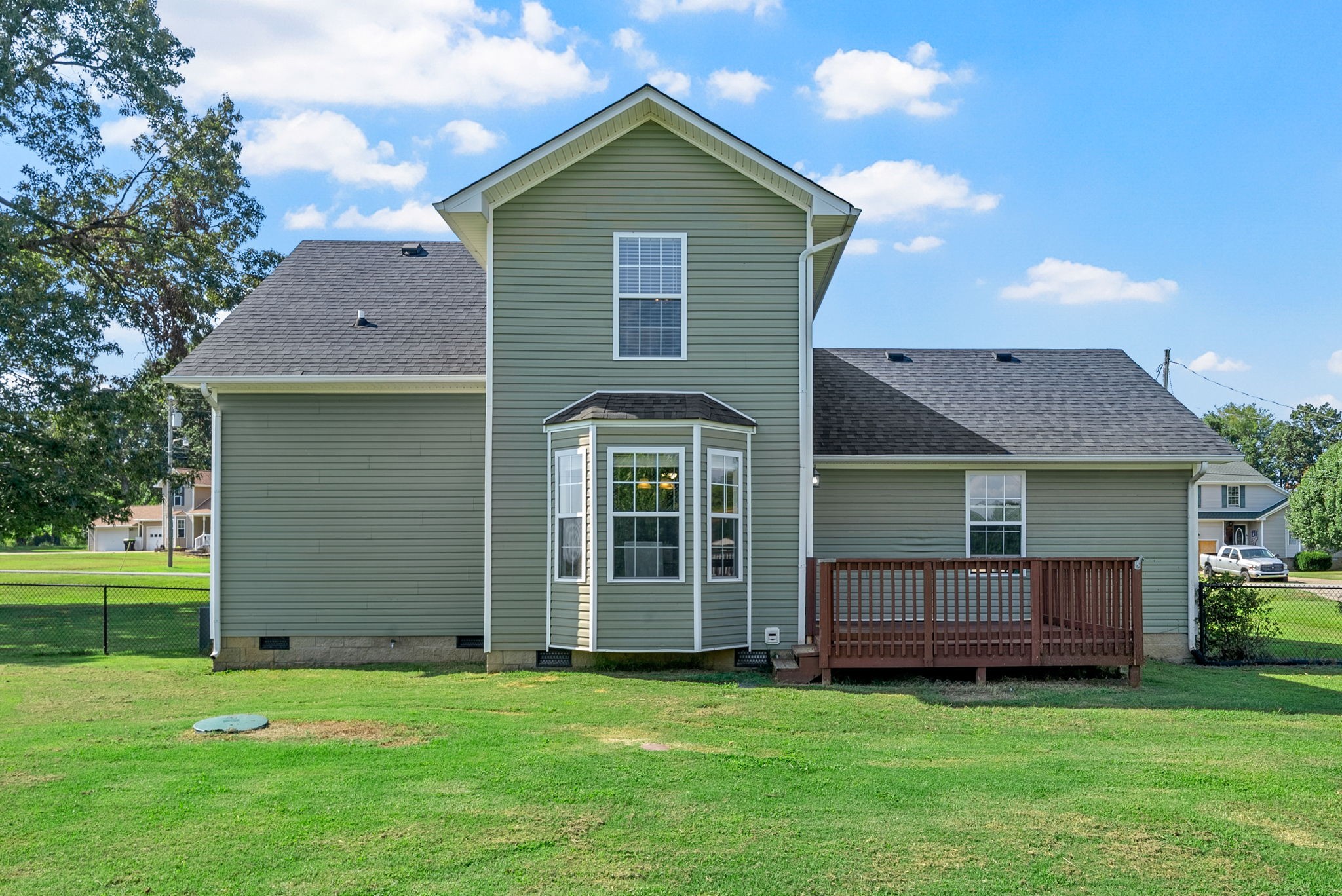 Oak Grove, Kentucky 42262, United States, 4 Bedrooms Bedrooms, ,3 BathroomsBathrooms,Residential,Active,196065