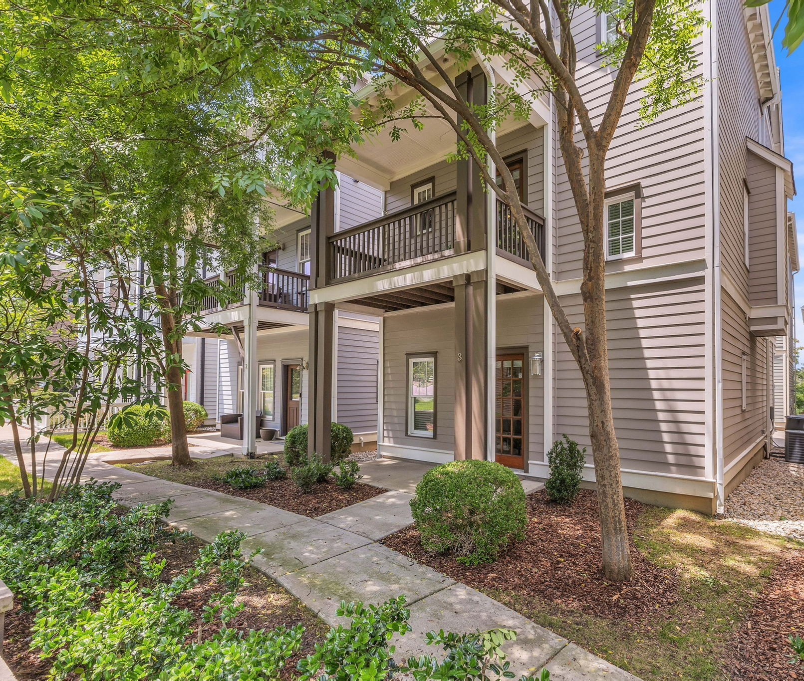View Nashville, TN 37203 house