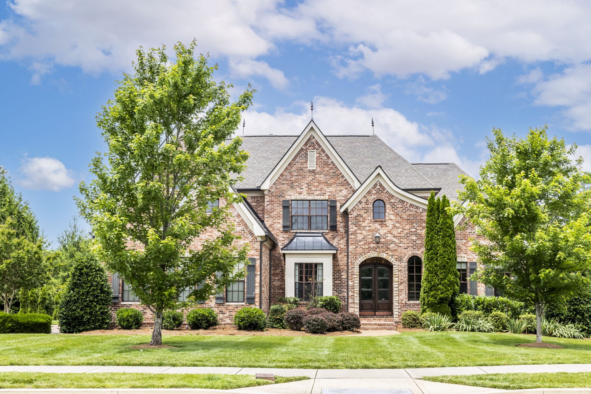 1825 Barnstaple Ln