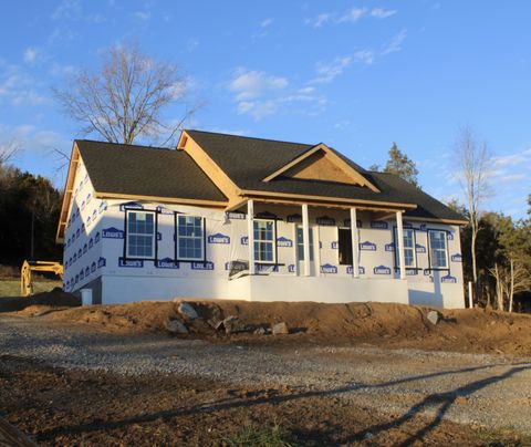 134 Alice Preston Loop Gordonsville TN 38563