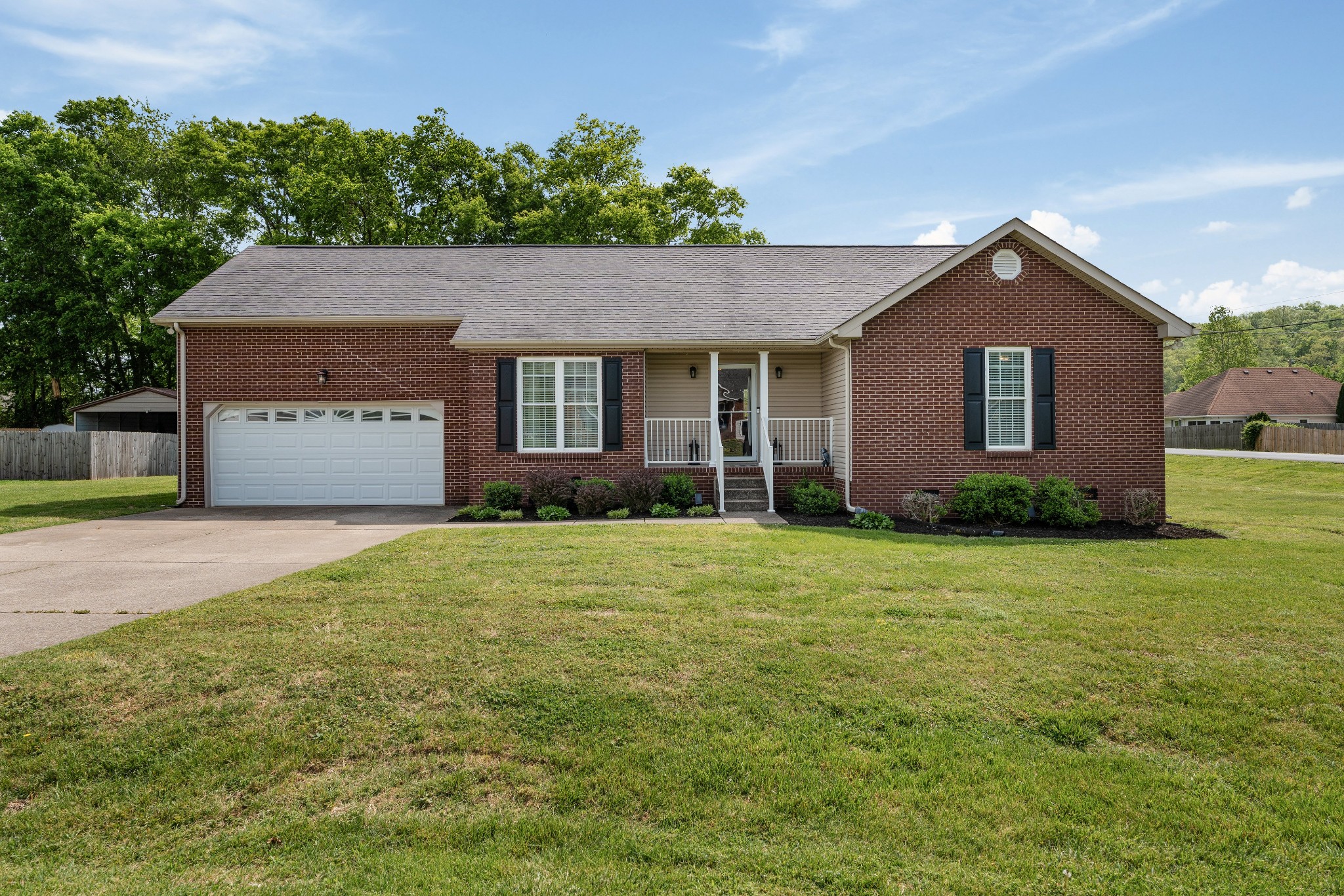 663 Bluff View Dr