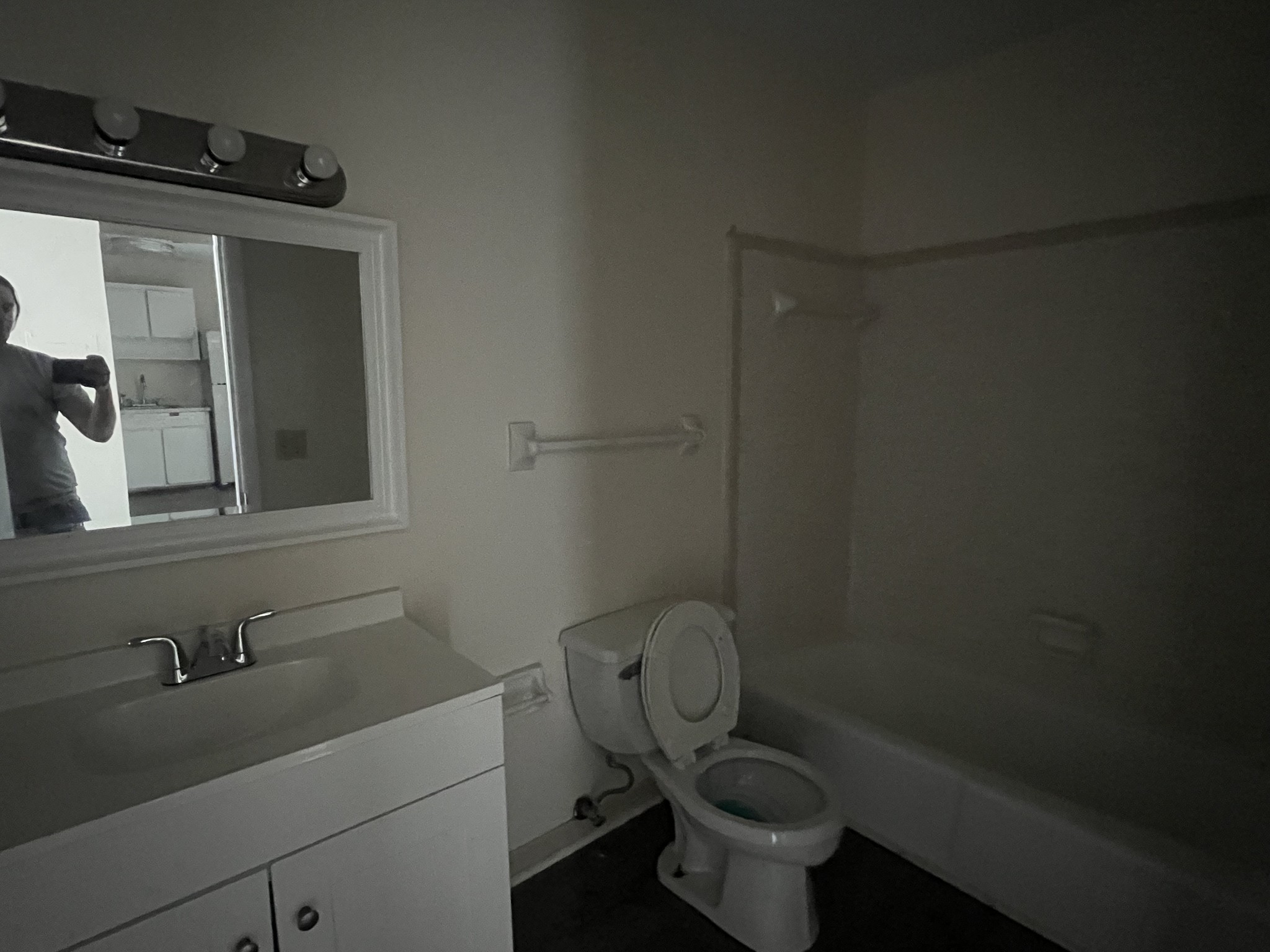 441 Harding Pl B10