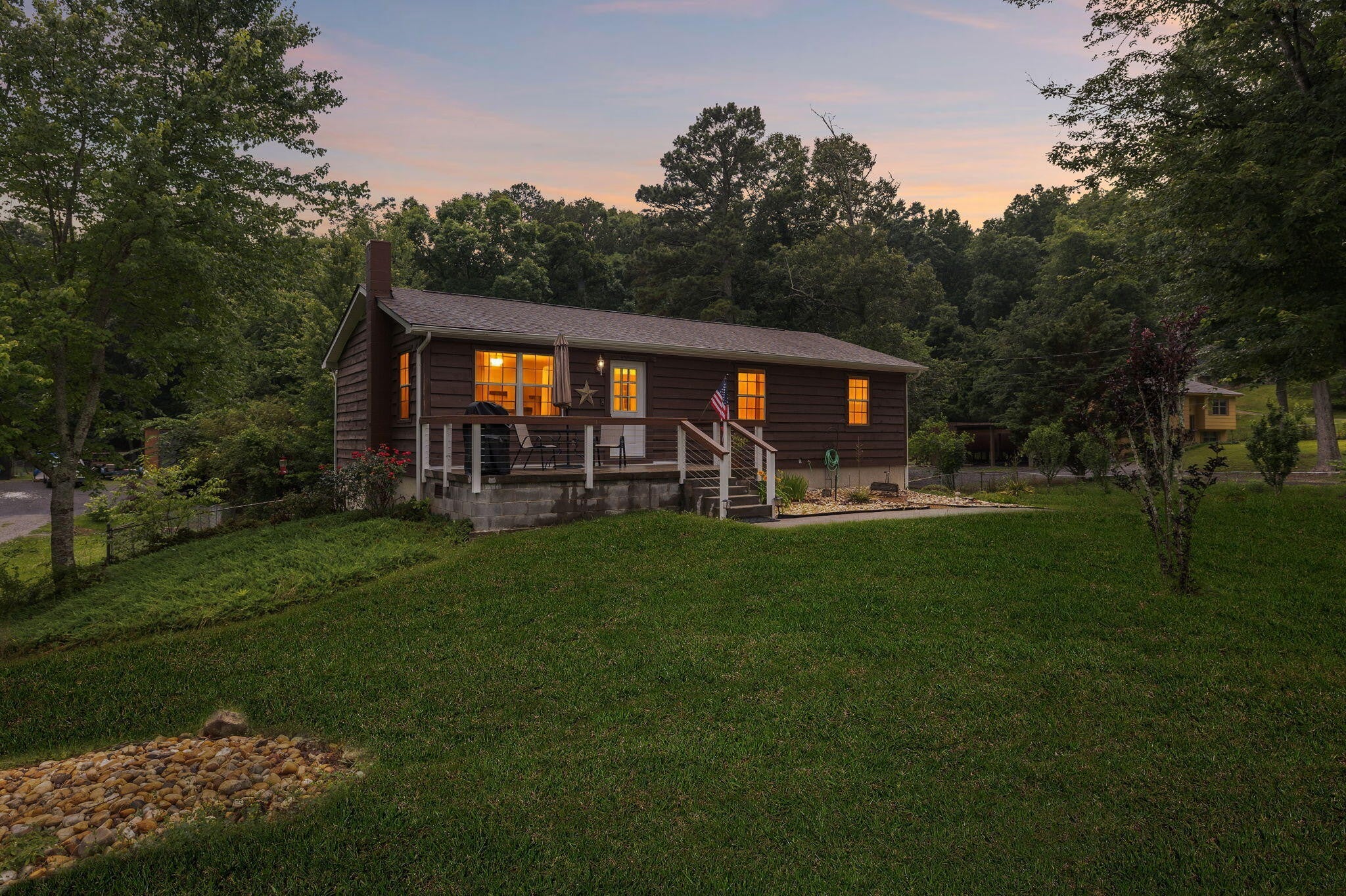 370 Homestead Circle NE