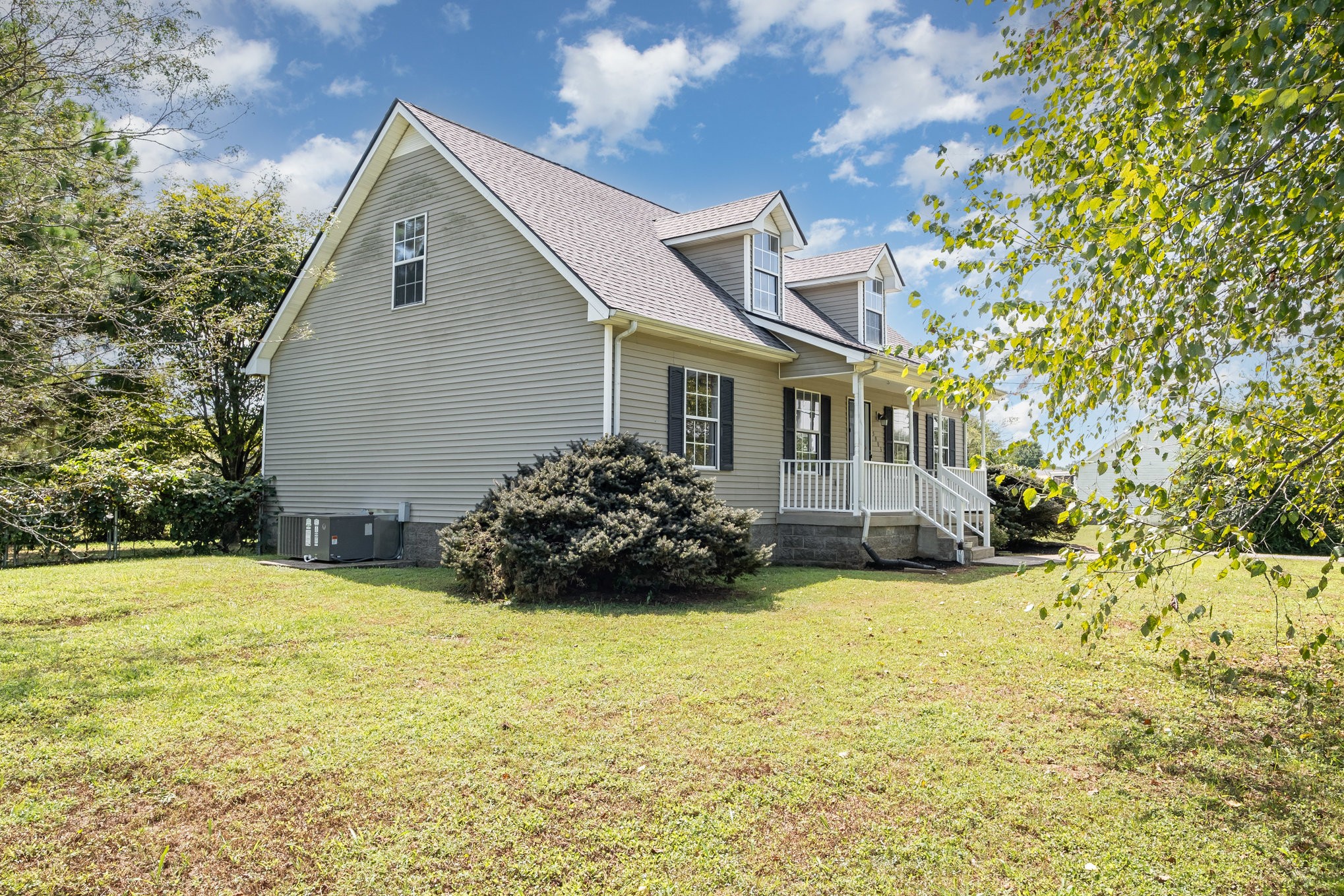 5903 Crab Apple Ln