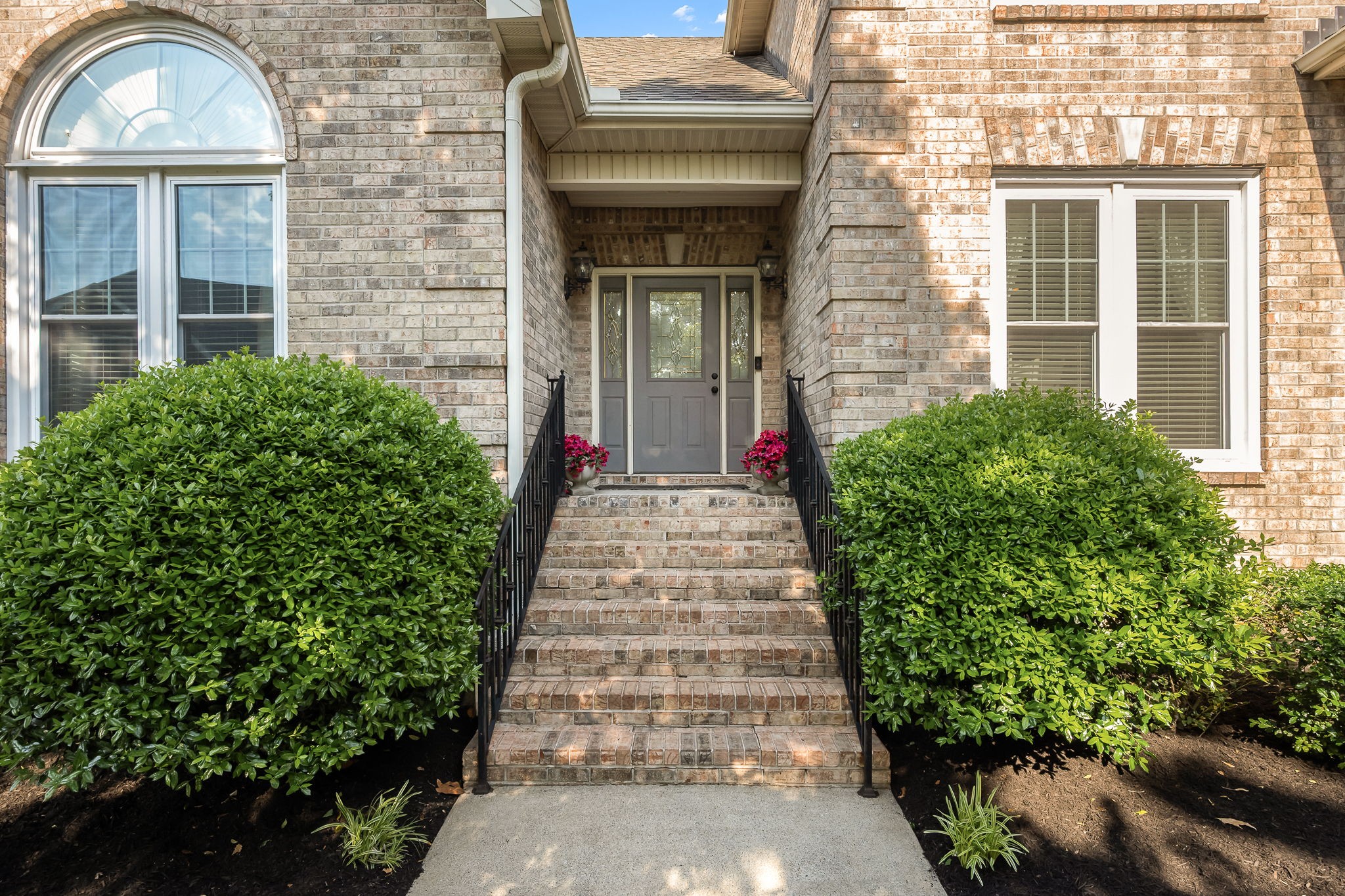 3418 Lawncrest Cv