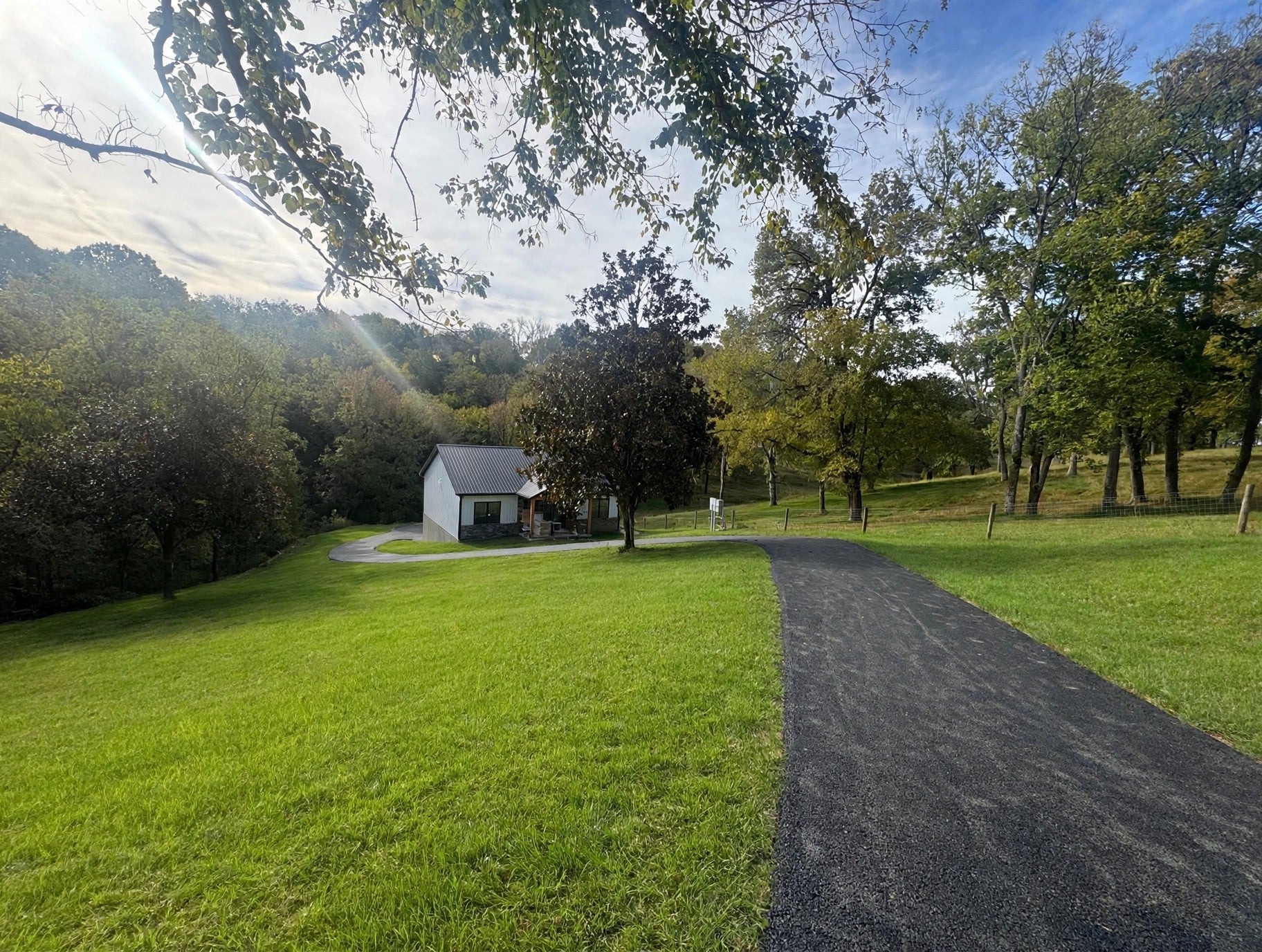 4531 Moore Ln